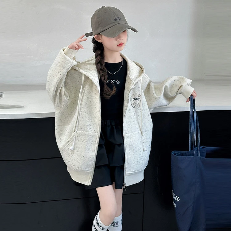 女童秋季外套2025新款6-12岁15岁韩系连帽卫衣中大童时髦休闲上衣