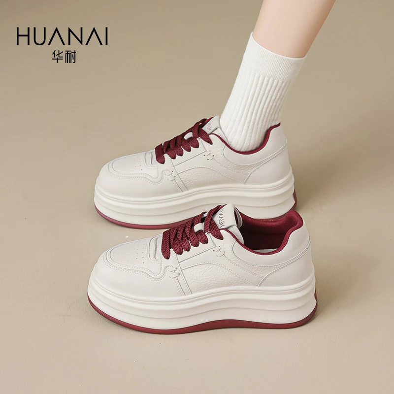 华耐厚底松糕鞋子2025春季爆款百搭小白鞋女增高板鞋休闲运动鞋