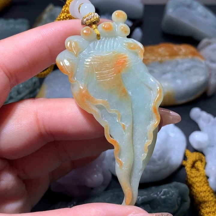 翡翠未镶嵌颈饰保真天然A货翡翠