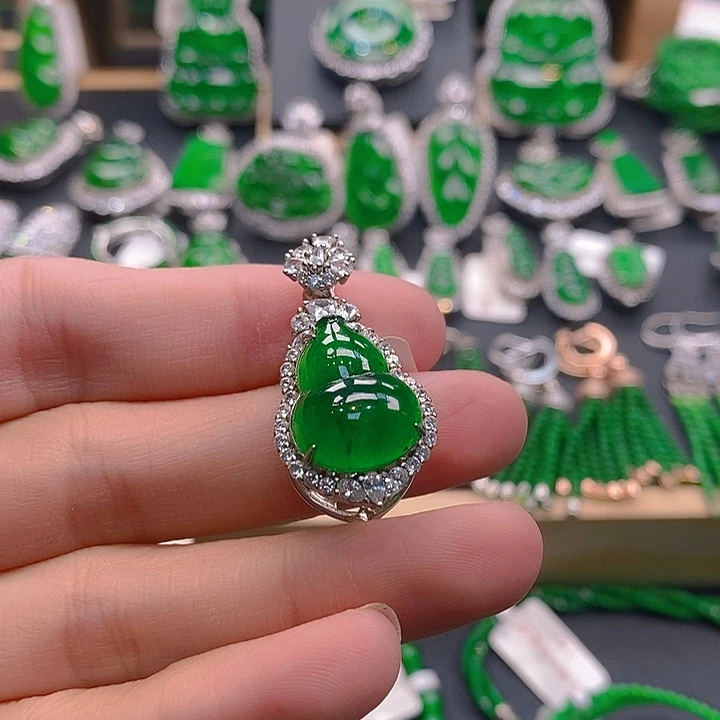 颈饰未镶嵌翡翠翡翠吊坠