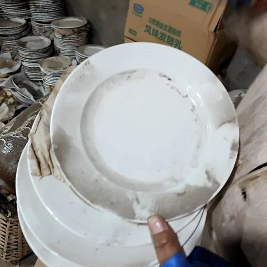 绿泥陶瓷盘子碗啥都有