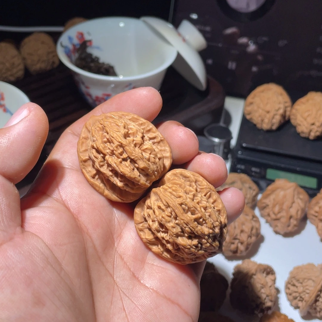 文玩核桃吊坠虎头38/38.5全品