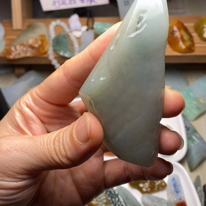翡翠未镶嵌颈饰天然