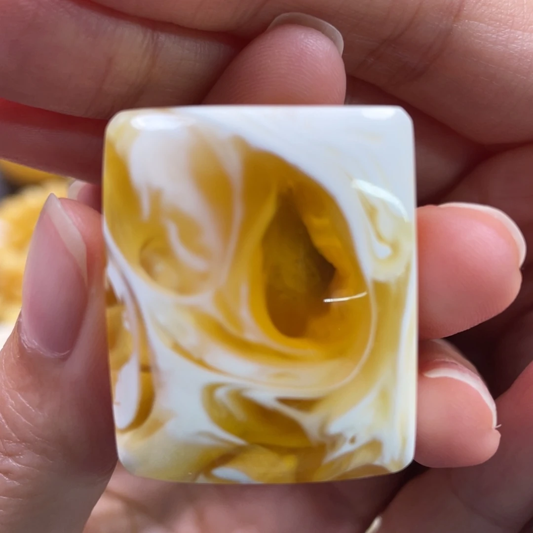 蜜蜡未镶嵌裸石琥珀蜜蜡