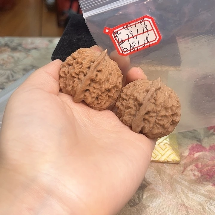 把件文玩核桃千*非嫁接元宝