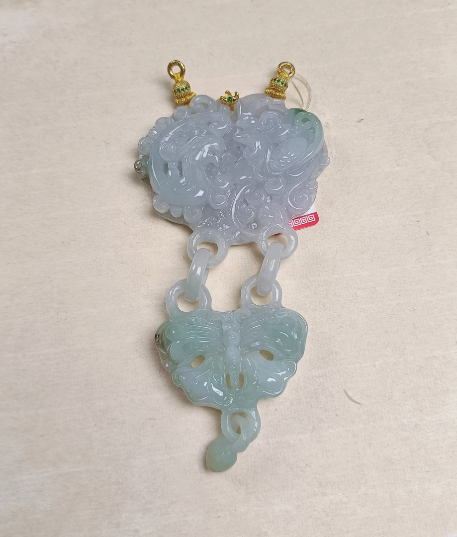 天然翡翠A货吊坠