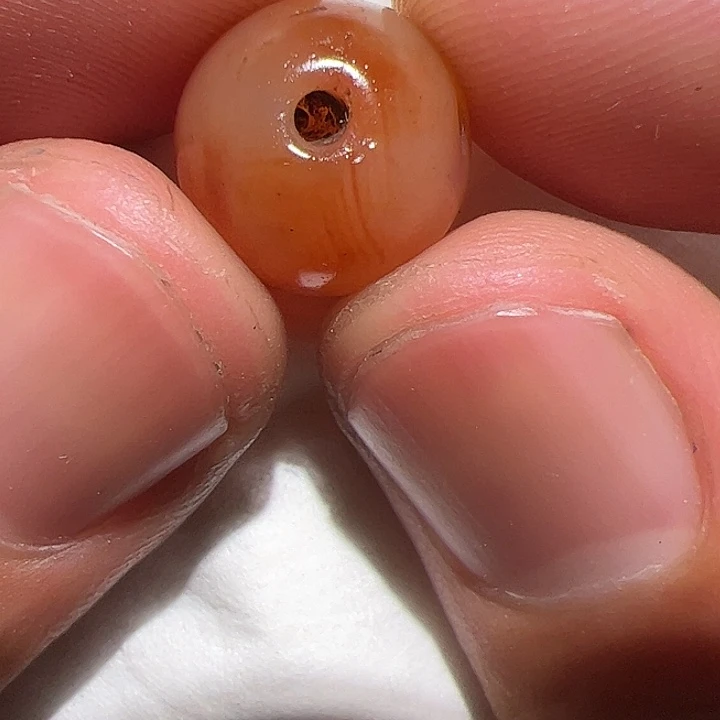 玻璃颈饰你在一起的