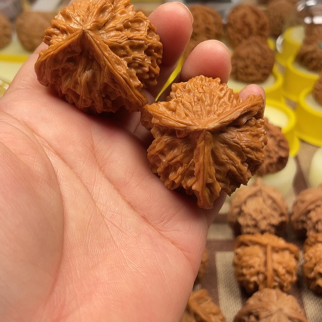 文玩核桃吊坠盘山核桃