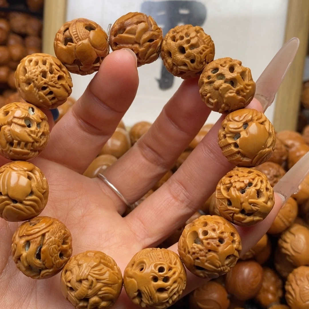 手串橄榄核镂空苏州园林