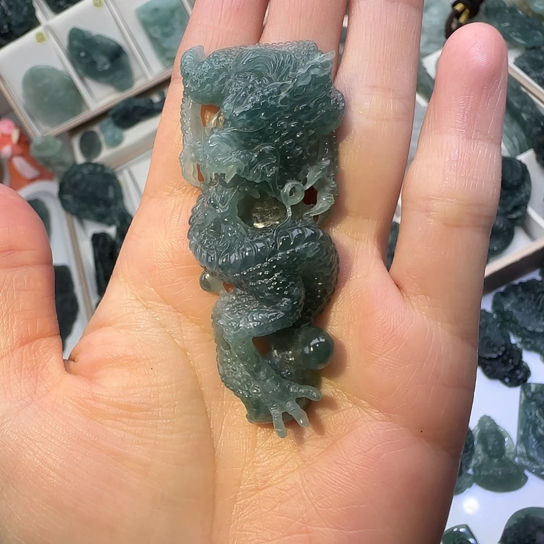 A***白定制翡翠未镶嵌木容珠宝翡翠定制