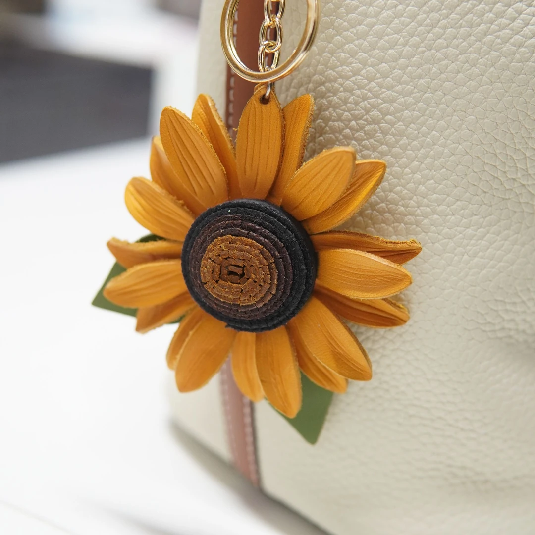 匠作手工真皮向日葵挂件包挂包包装饰