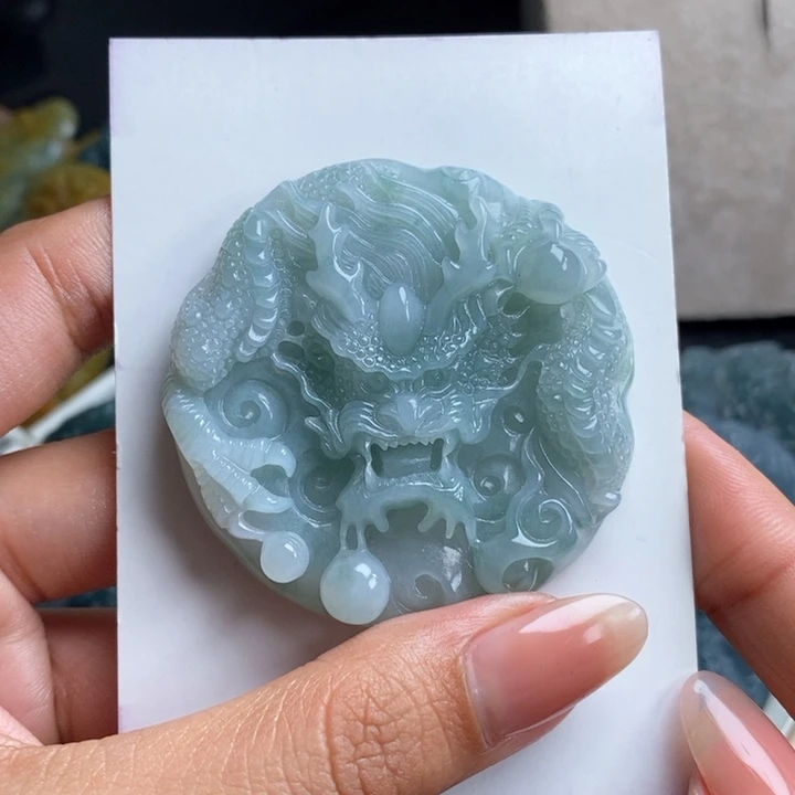 定制翡翠未镶嵌半**华龙牌