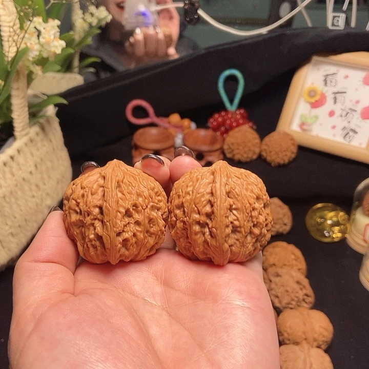 吊坠文玩核桃44全品泥鳅背