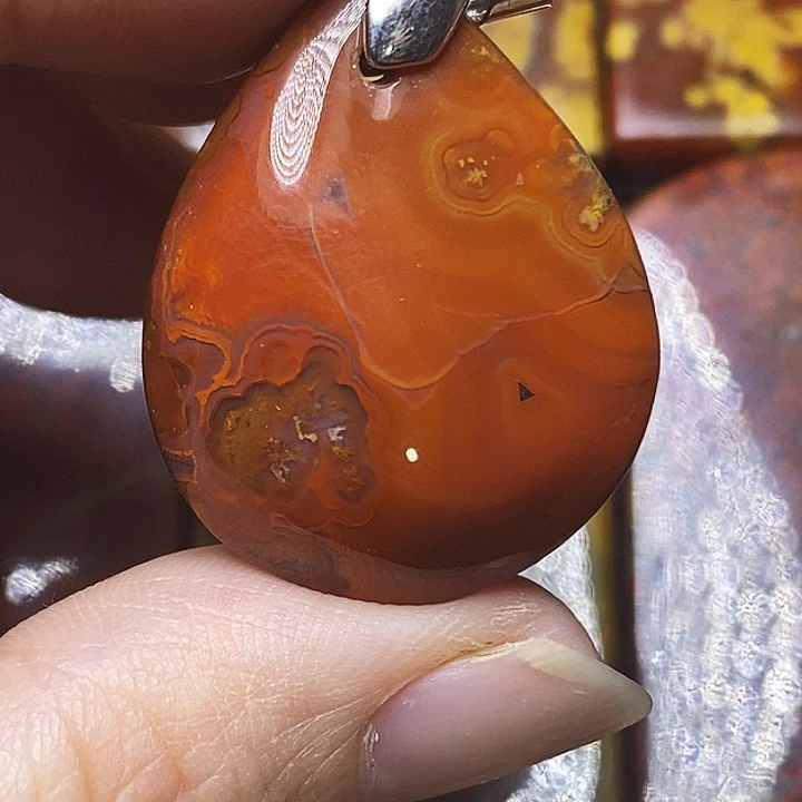 玛瑙/玉髓未镶嵌颈饰