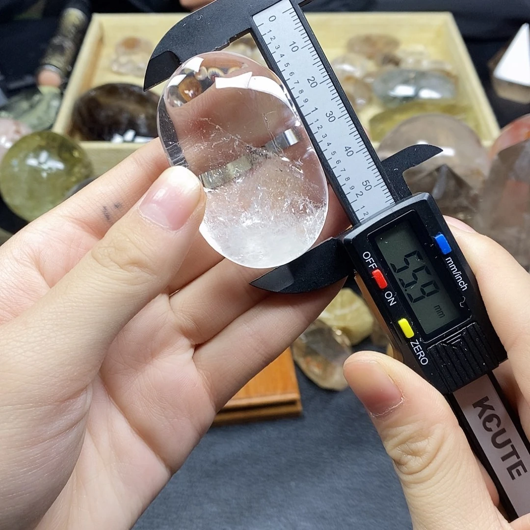 未镶嵌珠宝半成品绿水晶270水晶石