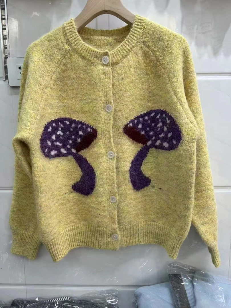 288区黄色针织冬季慵懒风上衣提花