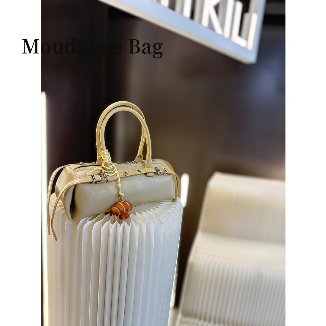 【腊肠】Moudance 新款小众设计精致腊肠包波士顿手提枕头包9219