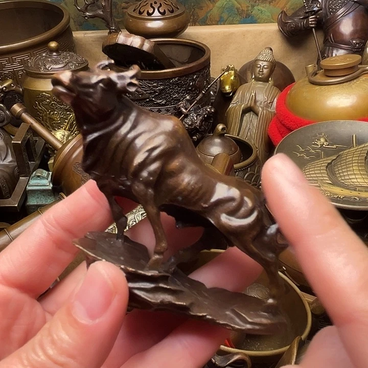 精美铜器批发档口