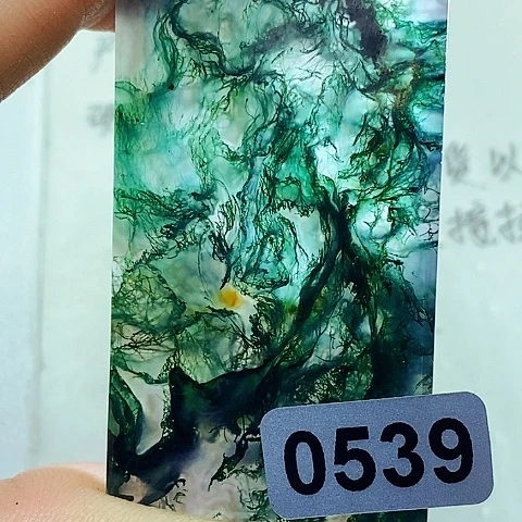 未镶嵌颈饰玛瑙/玉髓一**驰