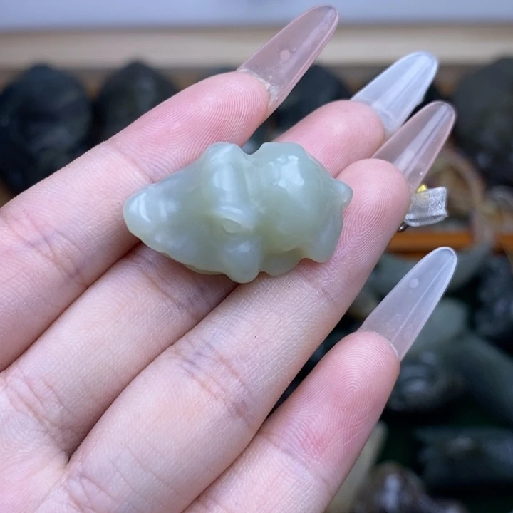 和田玉（糖玉）未镶嵌挂件