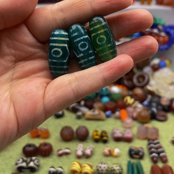 合金颈饰玛瑙/玉髓