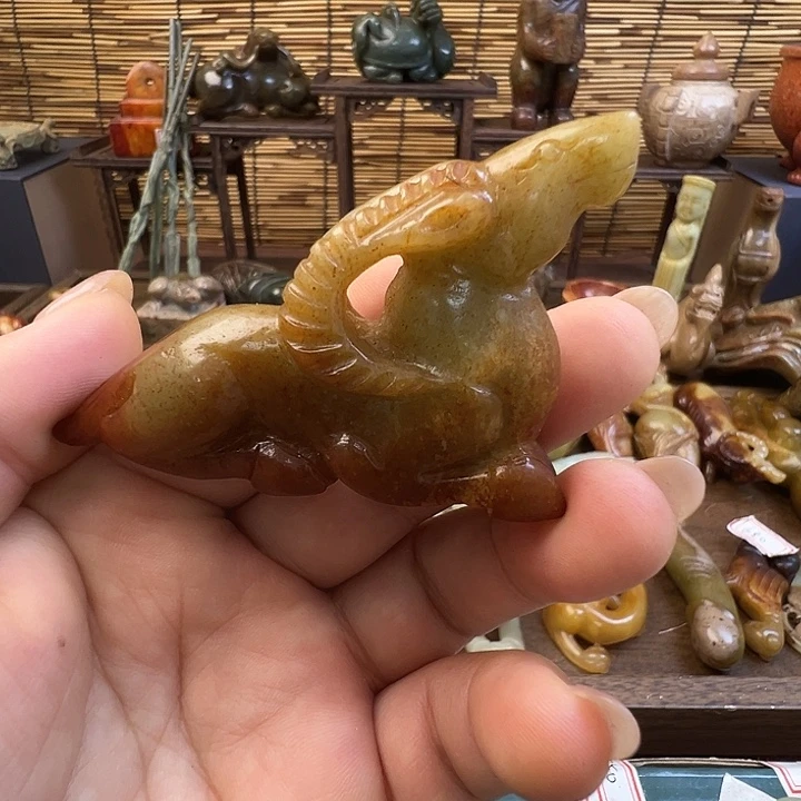 和田玉（糖玉）未镶嵌车挂
