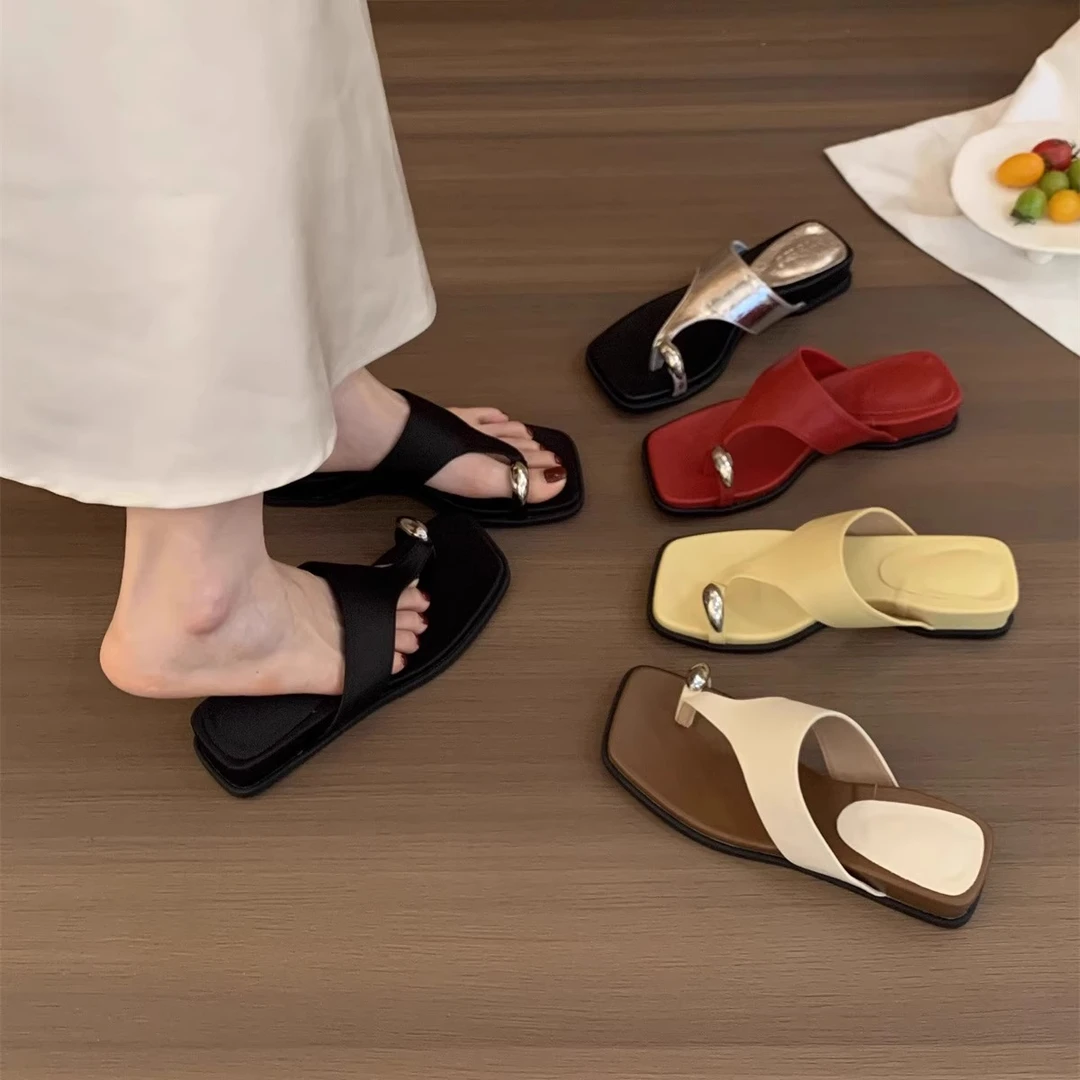 套趾拖鞋女外穿夏季新款坡跟凉拖厚底夹趾人字拖度假海边沙滩凉鞋