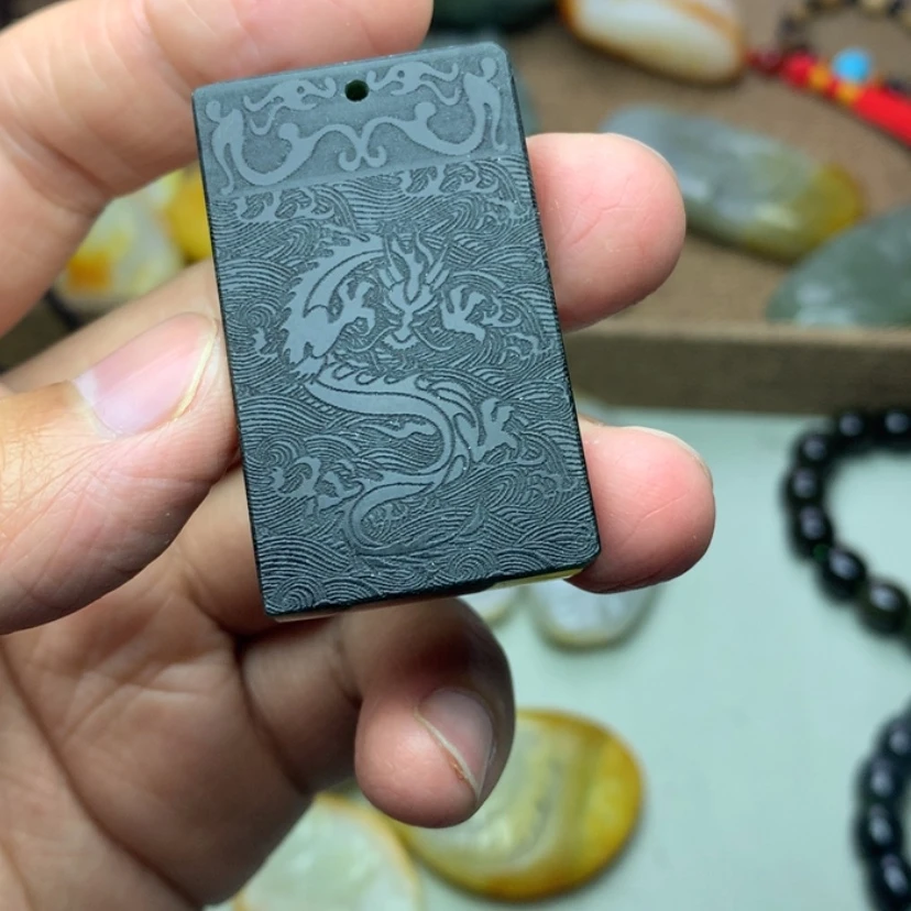 【闪购商品】颈饰未镶嵌和田玉