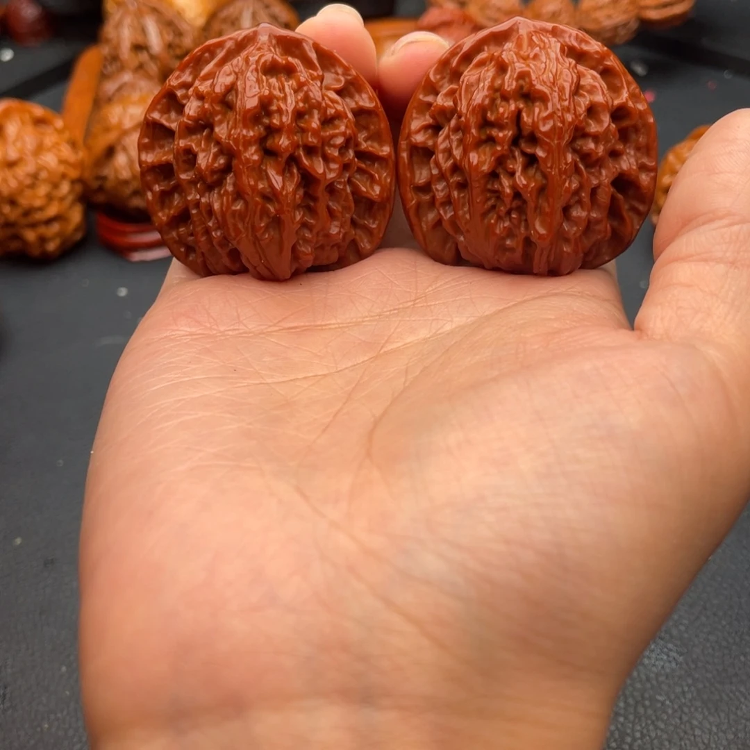 把件文玩核桃盘龙纹