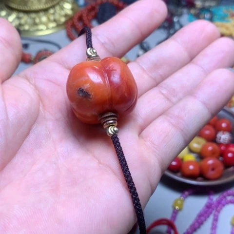 玻璃颈饰藏地密码，谢谢合作