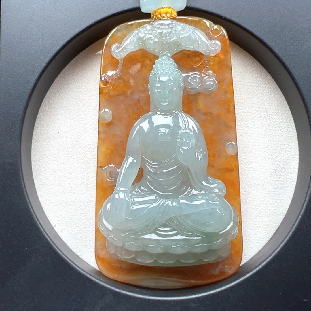 翡翠未镶嵌颈饰大日