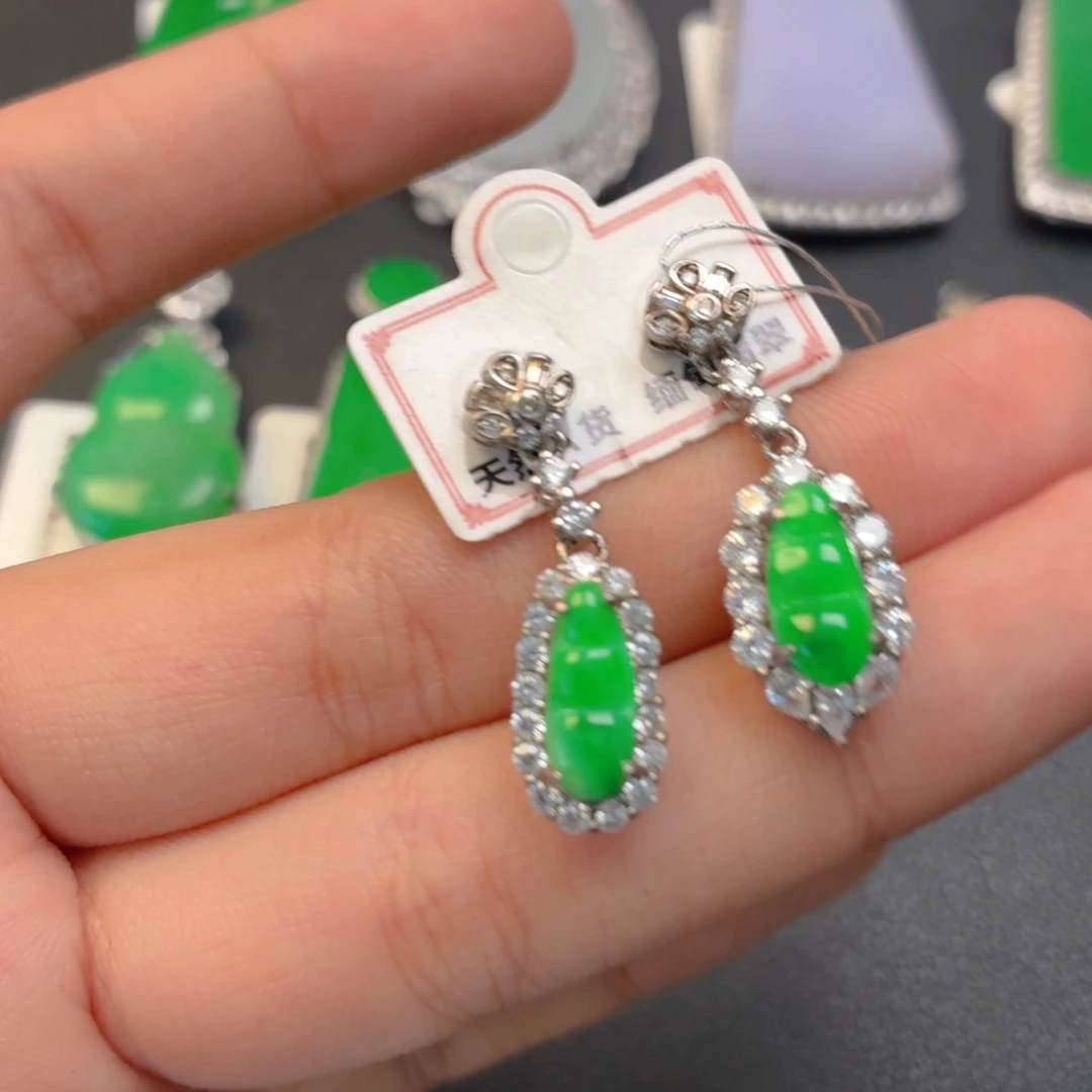 翡翠银S925镶嵌颈饰