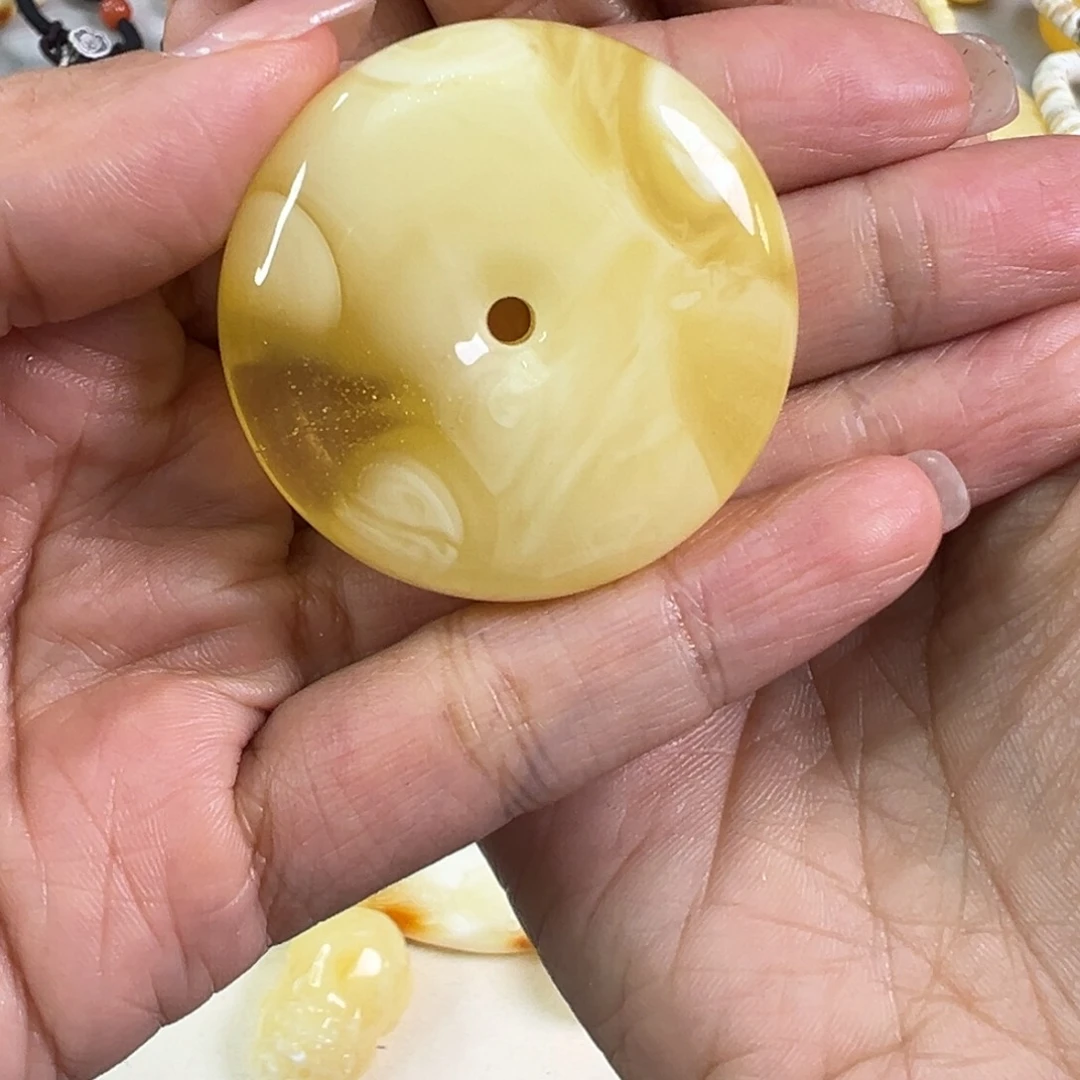 蜜蜡颈饰未镶嵌蜜蜡