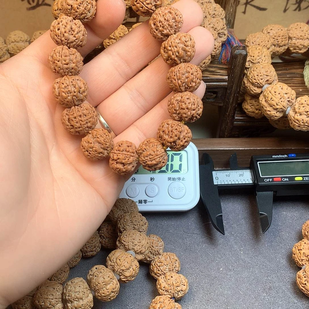 金刚菩提吊坠?*88。