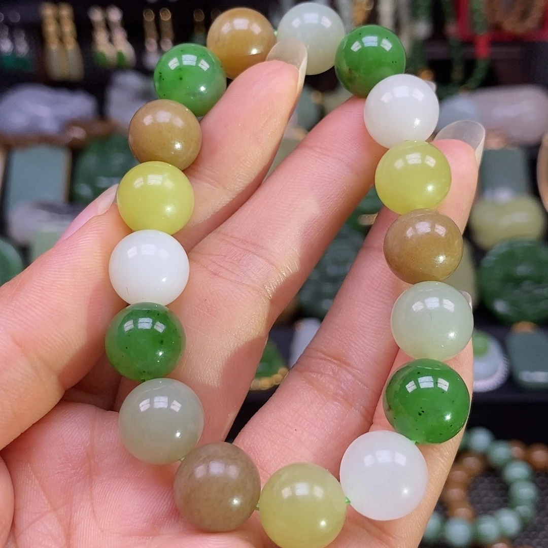 和田玉未镶嵌颈饰12