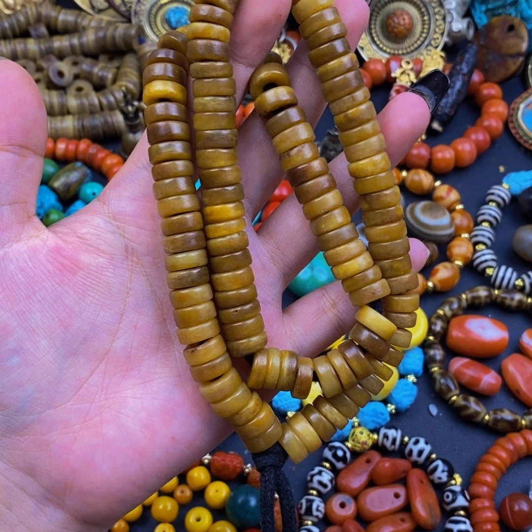 泥塑擦擦的吊坠在