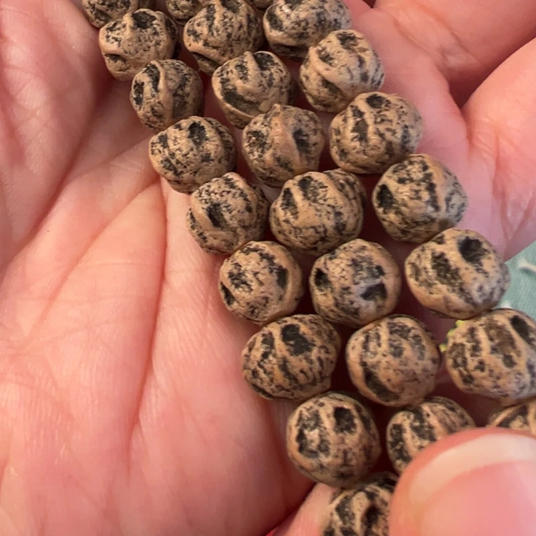 逮***亮吊坠柏香籽/百香籽F952