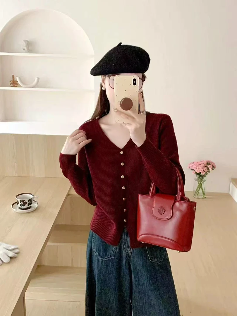 V领金扣//秋冬显瘦百搭纯色气质针织毛衣套头101318