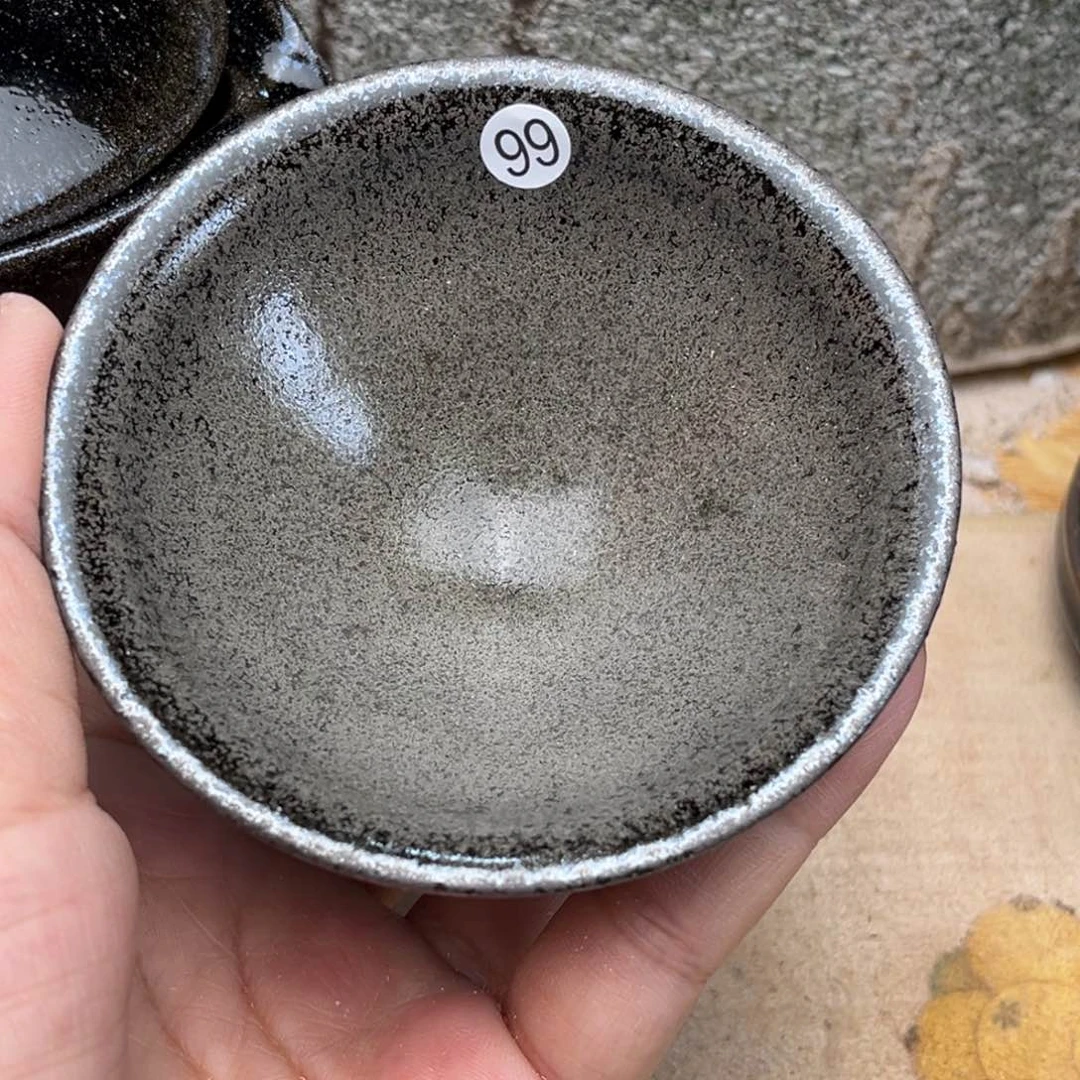 茶盏义兴龙窑坚持真柴烧