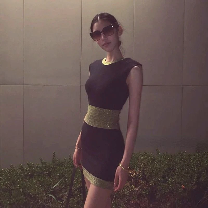 法式夏季性感背心针织裙子气质显瘦拼接设计高级感修身辣妹连衣裙