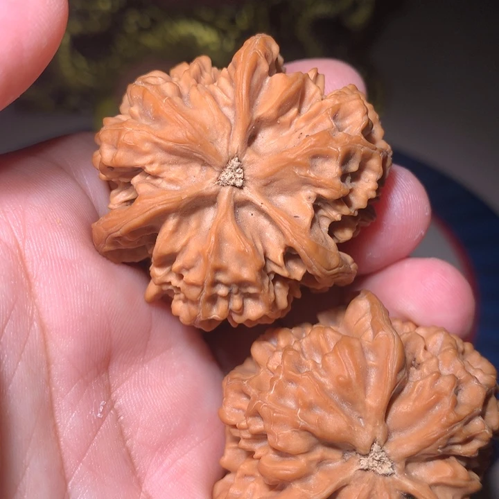 吊坠文玩核桃大奔45