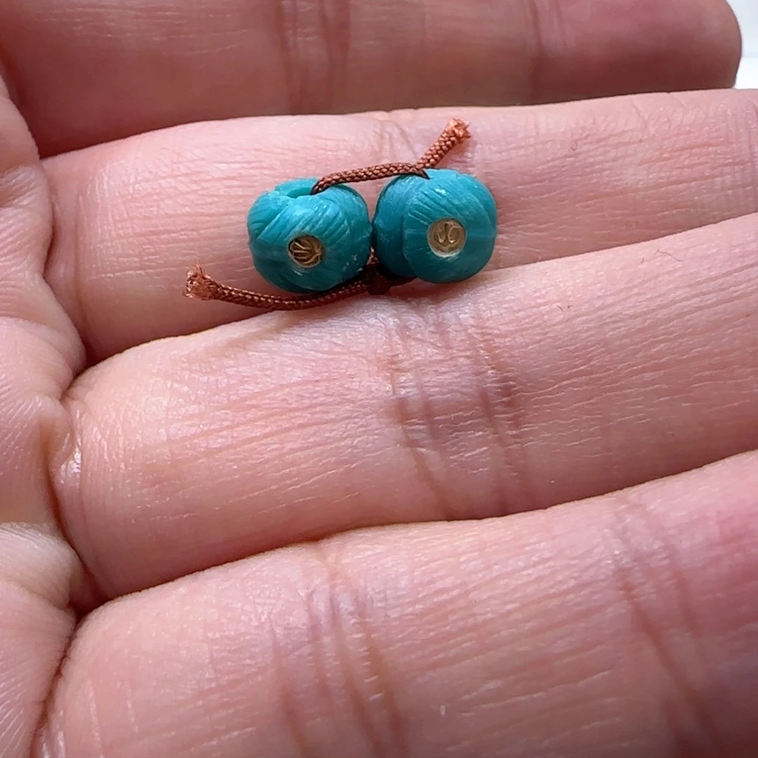 绿松石配饰未镶嵌