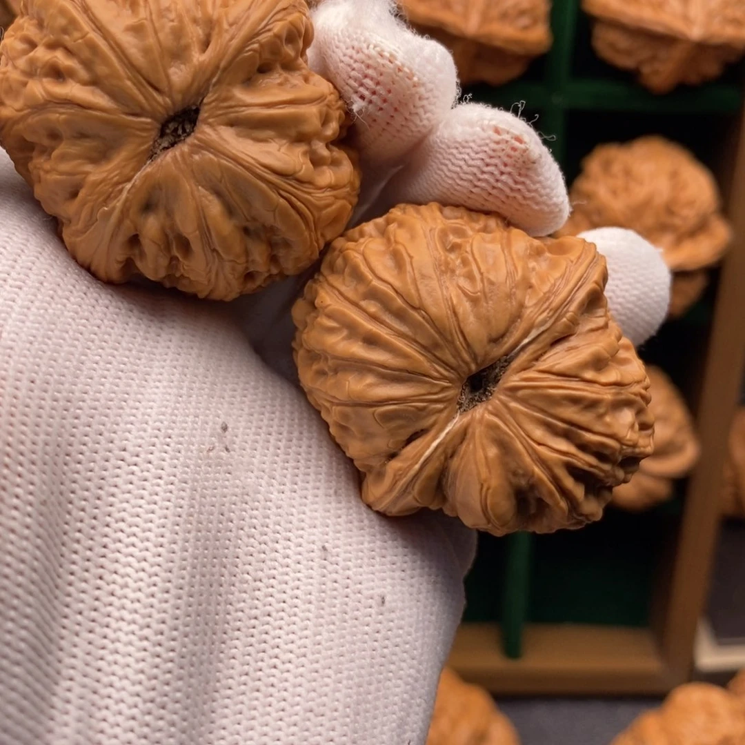 文玩核桃把件学*文玩核桃元宝450