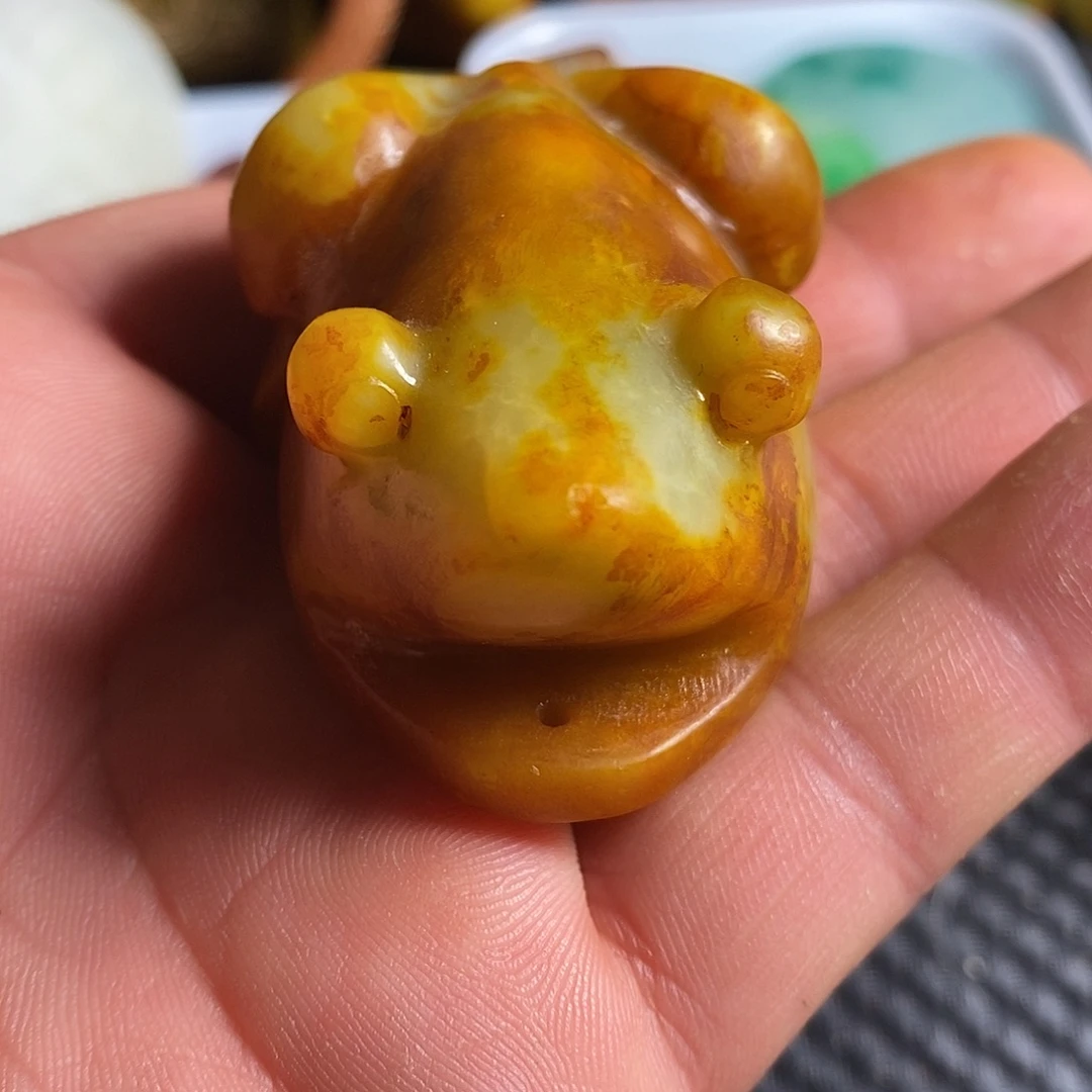 岫玉未镶嵌珠宝奇石