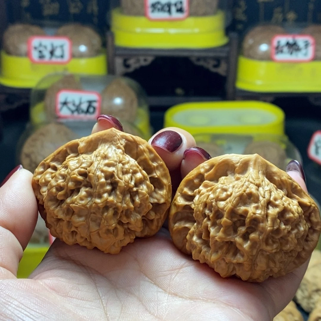 文玩核桃把件冰**提官帽对歪