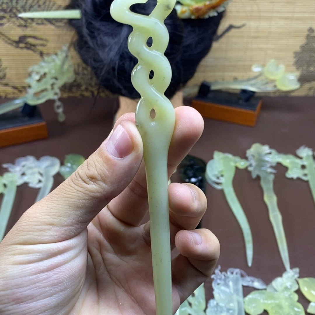 蛇纹石玉未镶嵌发饰