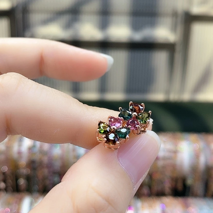 【闪购商品】银S925镶嵌耳钉碧玺