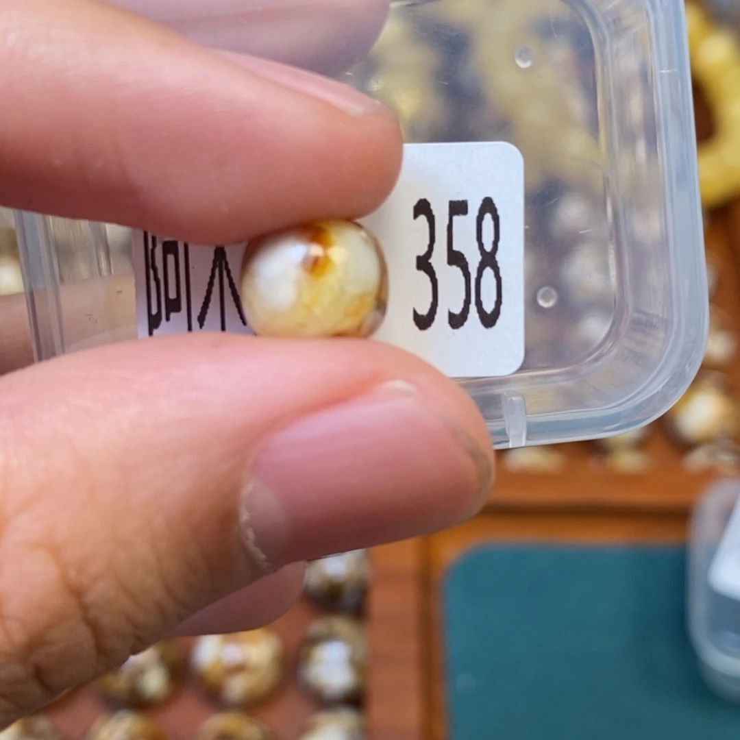 把件猴头核桃沁色圆珠老型358