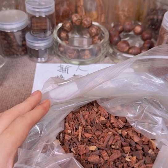 藤类降真香红降100克迦南香