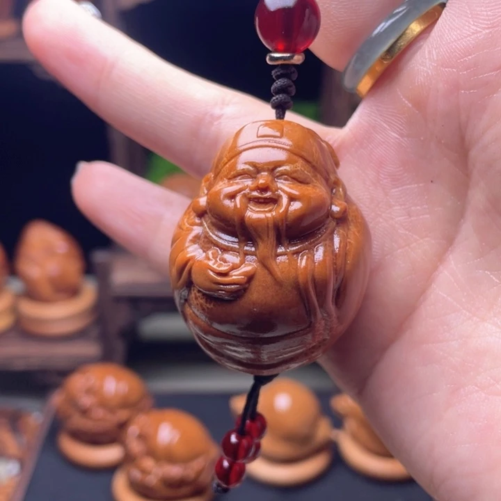 吊坠橄榄核光背小财神3.23左右